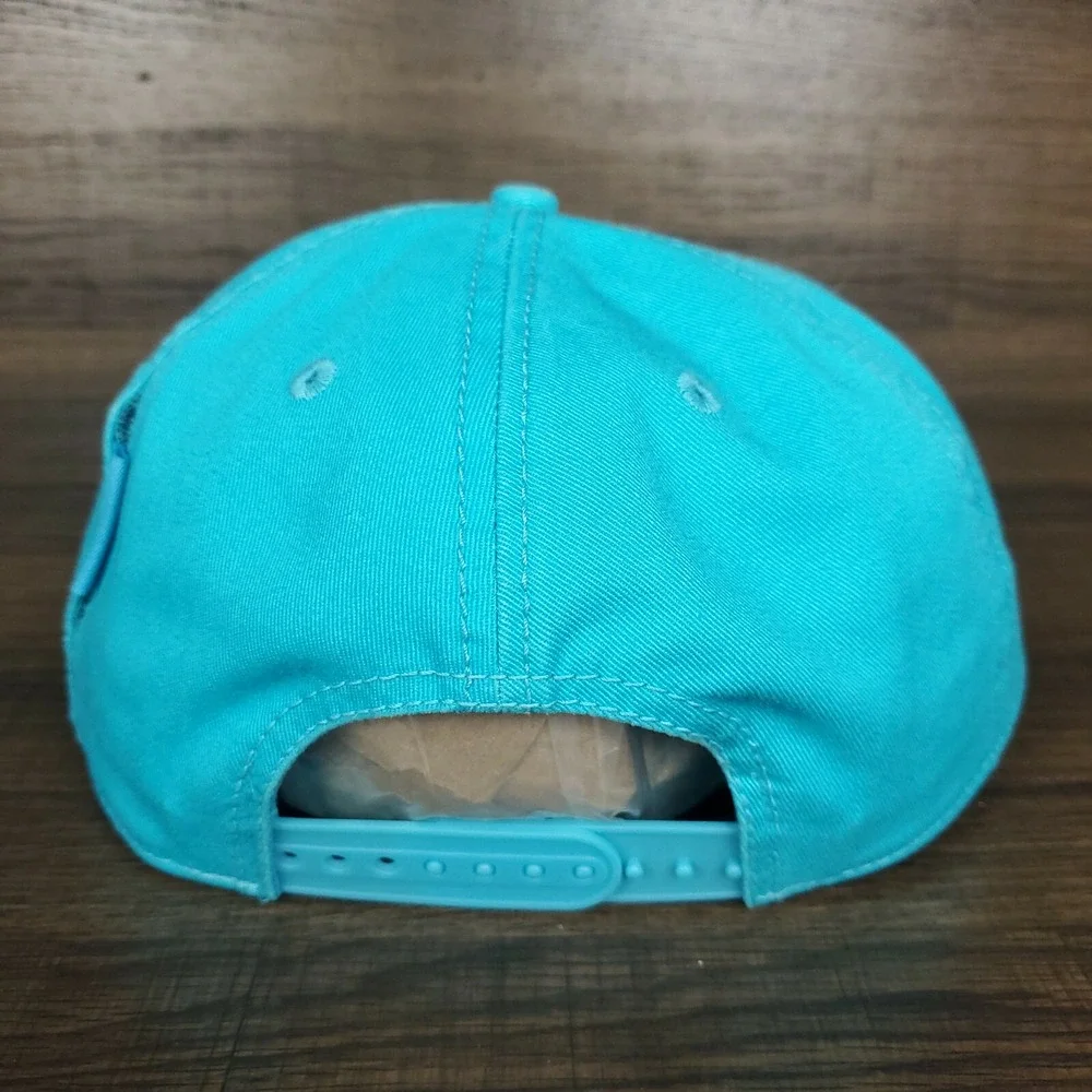 Chillin Snapback Rope Hat Cap Stash Pocket on Side Panel‎ Cyan Blue White New